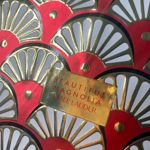 Estée Lauder beautiful Magnolia 1.7oz in 3 pieces set - Picture 10 of 16